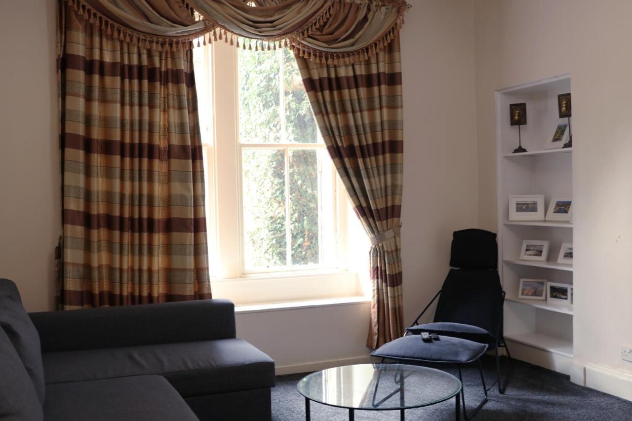 Tito's Place At Eh11 2db Appartement